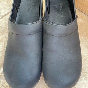 Dansko Black Oiled Leather Shoes Sz 41